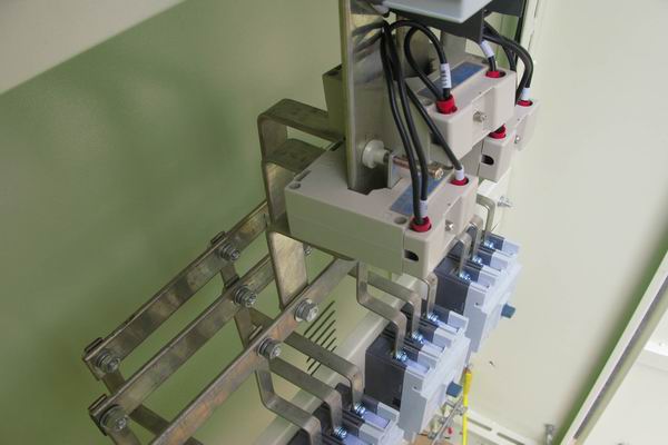 乐亭配电柜-3683谈谈配电柜的尺寸有哪些